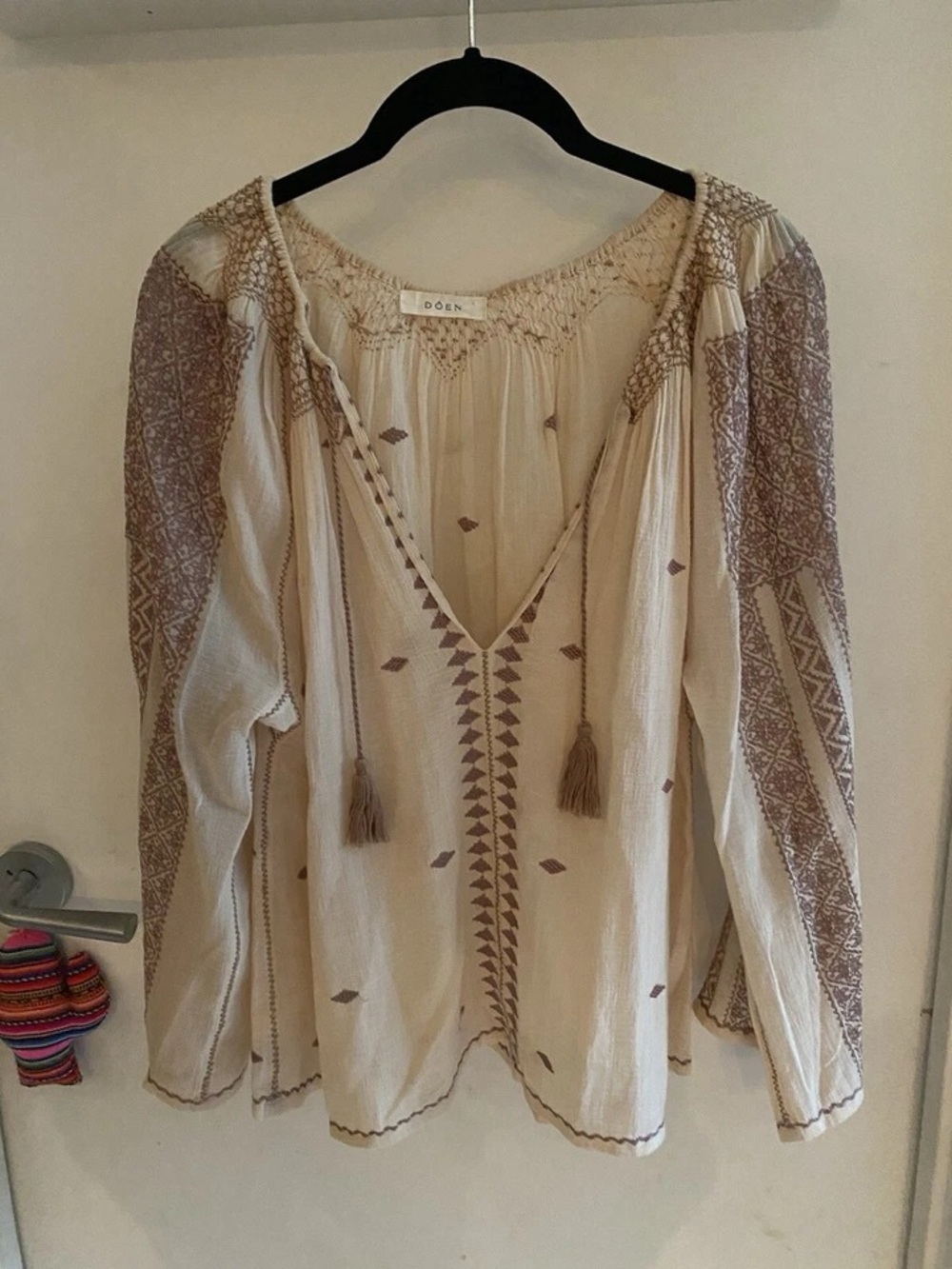 Doen Cream Peasant Tunic with Taupe Embroidery